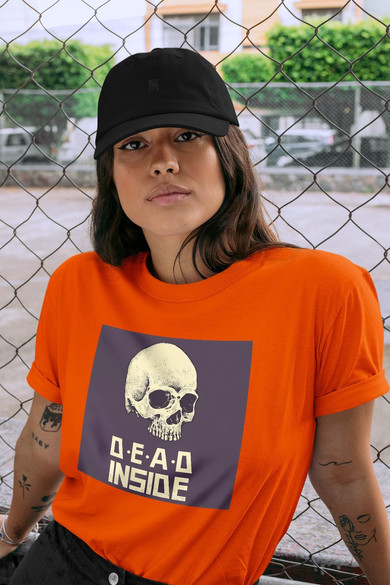 Koszulka z naszywką Skull : Dead inside