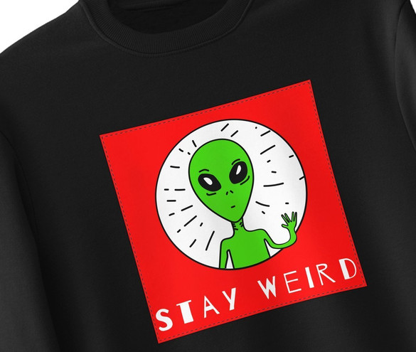 Bluza z naszywką Stay weird