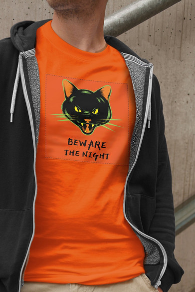 Koszulka z naszywką Beware the night