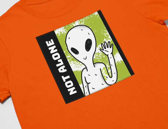 Koszulka z naszywką Not alone