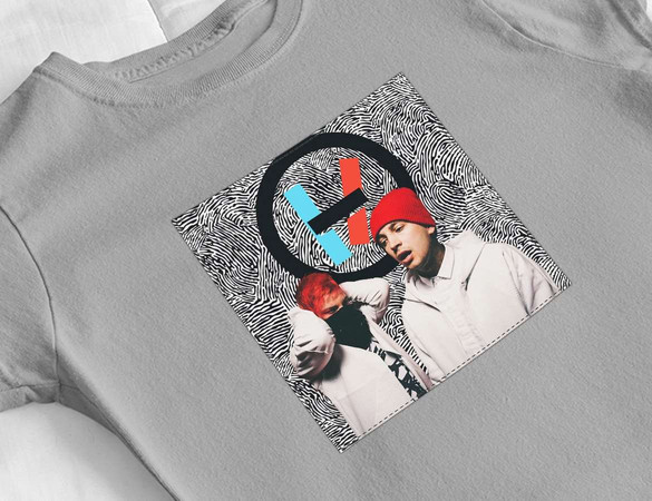 Bluzka damska z naszywką Twenty One Pilots 07