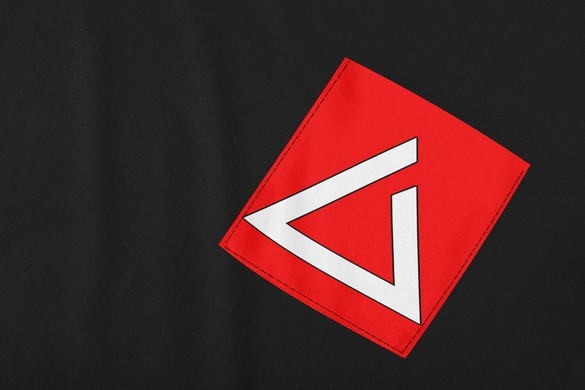 Koszulka z kieszonką ZNAK IGNI