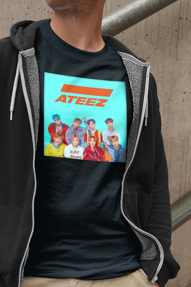 Koszulka z naszywką ATEEZ  band