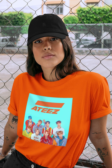 Koszulka z naszywką ATEEZ  band