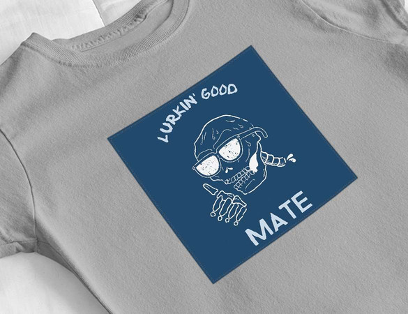 Bluzka damska z naszywką Lurkin' good mate