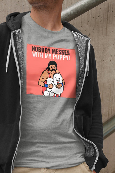 Koszulka z naszywką Nobody messes …