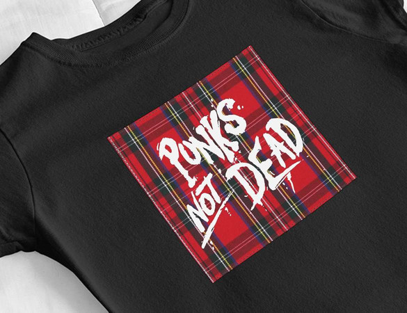 Bluzka damska z naszywką Punks Not Dead 01