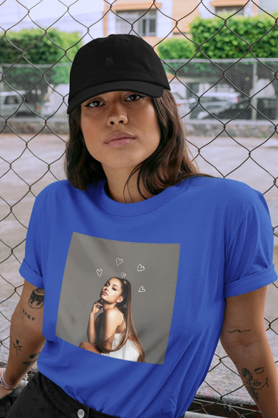 Koszulka z naszywką ARIANA GRANDE 02