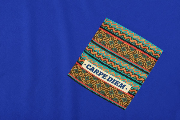 Koszulka z kieszonką CARPE DIEM