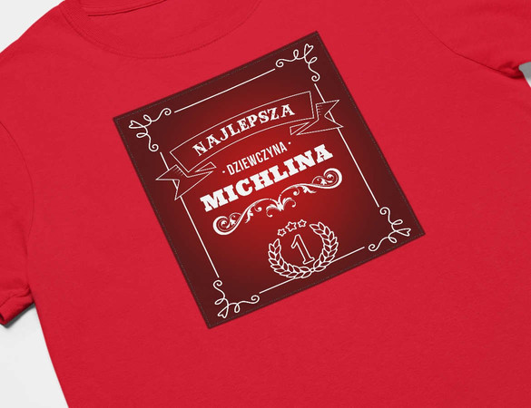 Koszulka z naszywką na Walentynki TWÓJ NAPIS