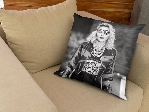 Poduszka MADONNA Like a..