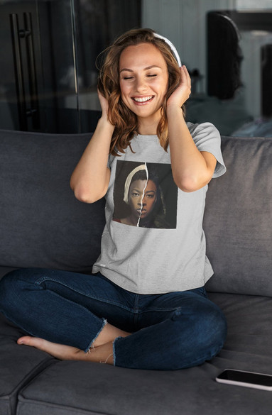 Bluzka damska z naszywką The Handmaid's Tale 04