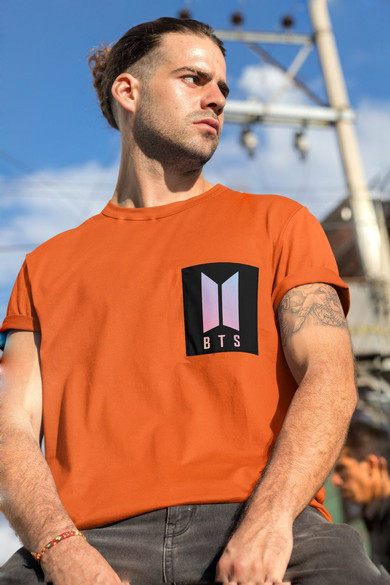 Koszulka z kieszonką BTS LOGO