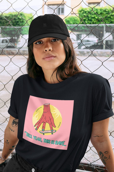 Koszulka z naszywką Hell yeah,this is rave