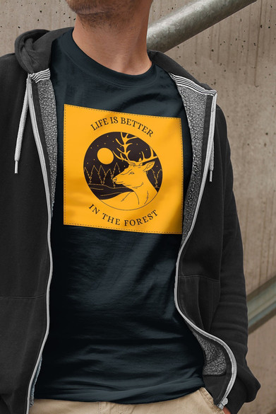 Koszulka z naszywką Life is better...