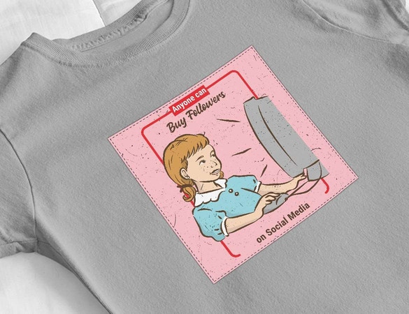 Bluzka damska z naszywką Enyone can...