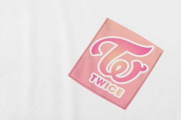 Koszulka z kieszonką TWICE