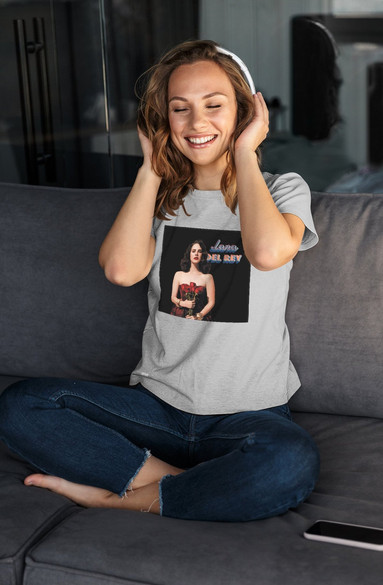 Bluzka damska z naszywką LANA DEL REY 