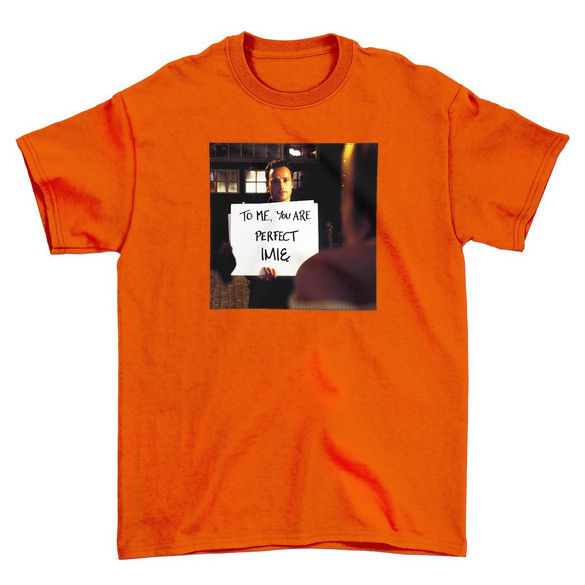 Koszulka z naszywką na Walentynki TWÓJ NAPIS