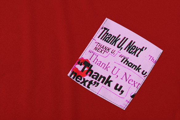 Koszulka z kieszonką ARIANA GRANDE