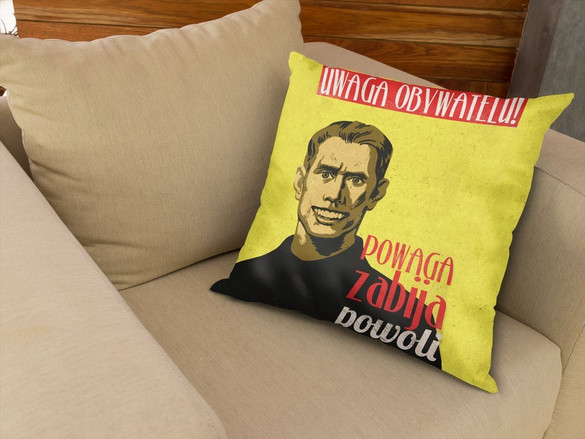 Poduszka PRL- powaga zabija
