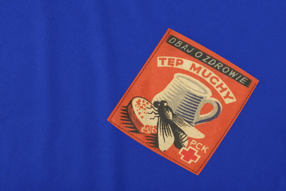 Koszulka z kieszonką TĘP MUCHY PLAKAT PRL