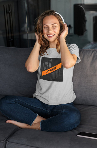 Bluzka damska z naszywką ATEEZ Treasure