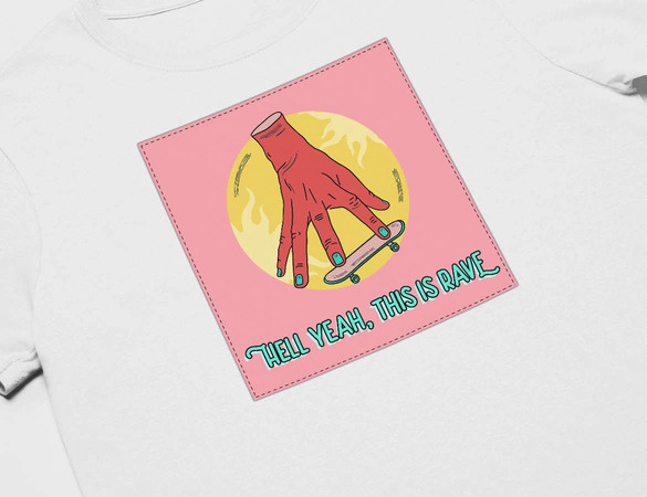 Koszulka z naszywką Hell yeah,this is rave