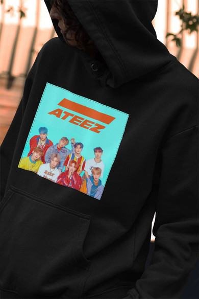 Bluza z naszywką ATEEZ  band