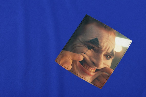 Koszulka z kieszonką JOKER FACE