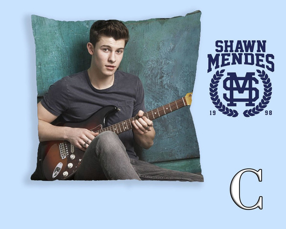 Poduszka SHAWN MENDES z Polski WZORY 40 x 40 cm