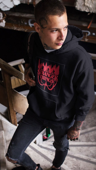 Bluza z naszywką STRANGER THINGS 2