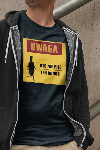 Koszulka z naszywką PRL- kto nie pije...