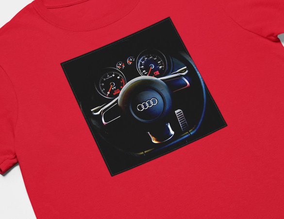 Koszulka z naszywką Audi 01