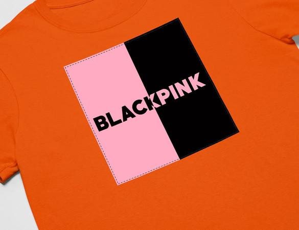 Koszulka z naszywką BLACKPINK logo