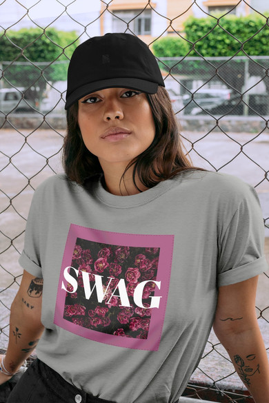 Koszulka z naszywką SWAG