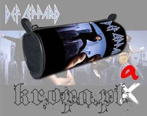  Piórnik szkolny  DEF LEPPARD