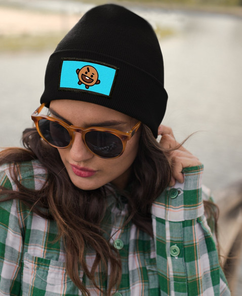 Czapka zimowa z naszywką BTS K-POP BT21 SHOOKY