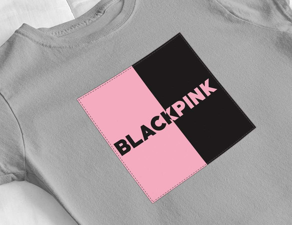 Bluzka damska z naszywką BLACKPINK logo