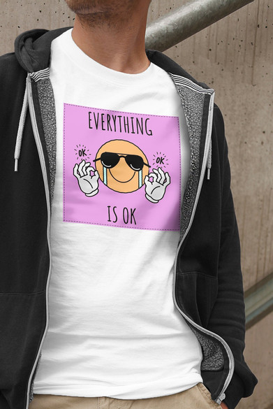 Koszulka z naszywką Everything is OK