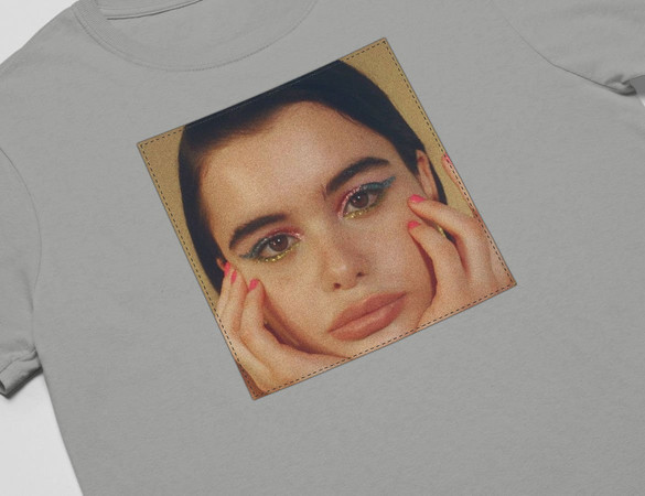 Koszulka z naszywką Euphoria Kat