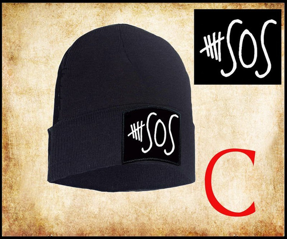 Czapka zimowa z naszywką 5 SECONDS OF SUMMER