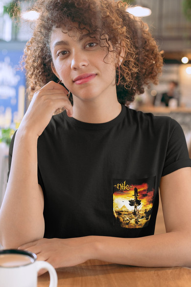 Koszulka z kieszonką Nile