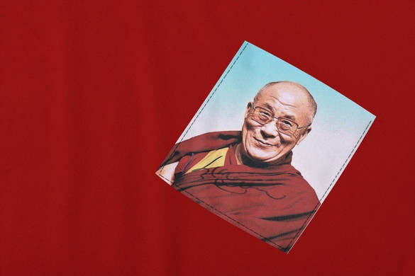 Koszulka z kieszonką DALAJLAMA