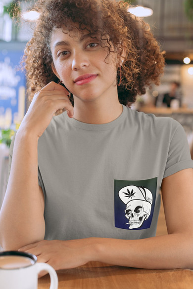 Koszulka z kieszonką STONED SKULL