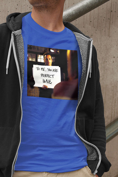 Koszulka z naszywką na Walentynki TWÓJ NAPIS