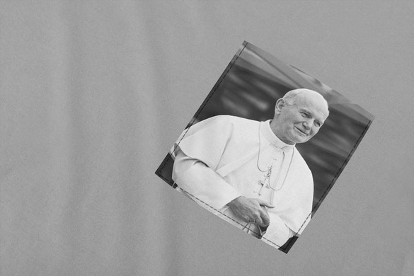 Koszulka z kieszonką Jan Paweł II 02