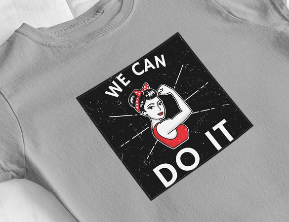 Bluzka damska z naszywką We Can Do It