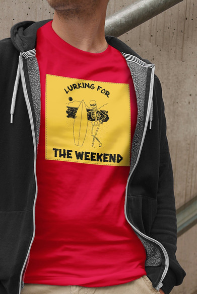 Koszulka z naszywką Lurking for the weekend