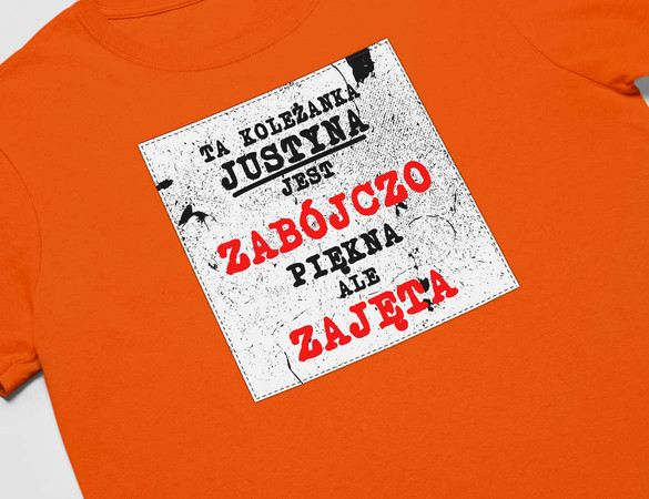 Koszulka z naszywką na Walentynki TWÓJ NAPIS